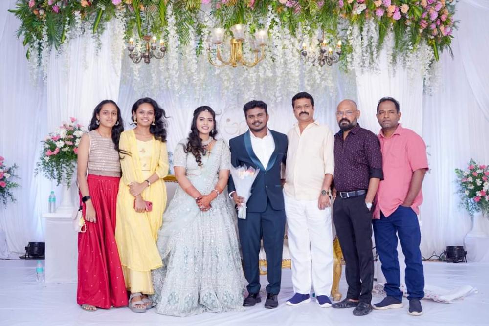siren-movie-director-anthony-bhagyaraj-wedding-engagement-photos